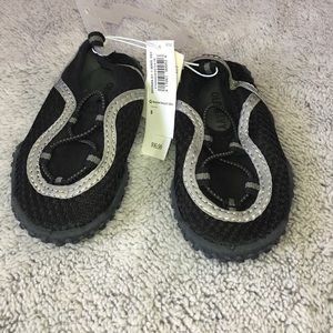 Toddler water shoes